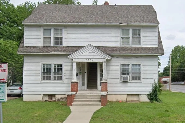 Property main image