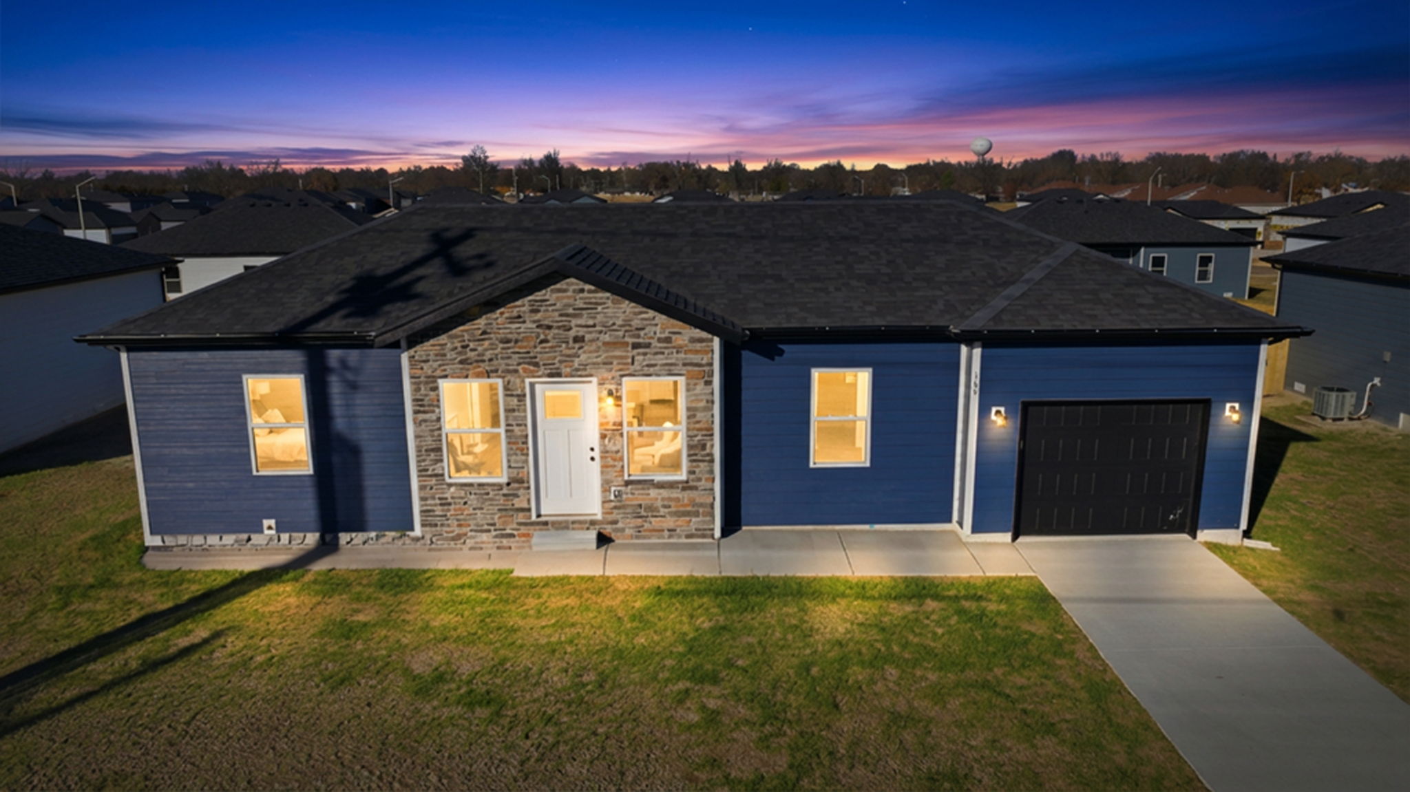 1704 South West